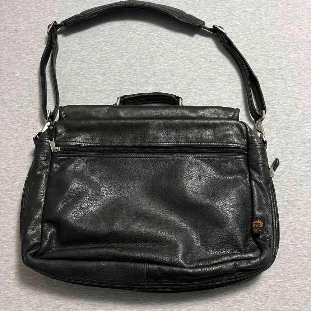 Ohio State‎ Canyon Outback Leather Messenger Briefcase Black Embossed Buckeyes